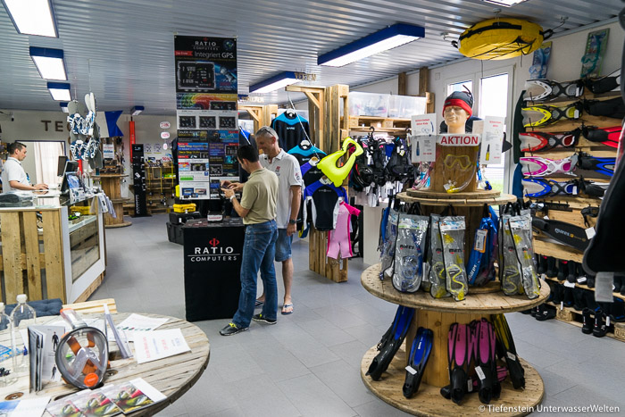 Shop, Material einkaufen im Shop, Tauchshop Uhland AG Horn Füllstation, Schweiz