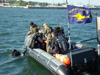 Minentaucher in Tallin bei Sprungungsarbeiten