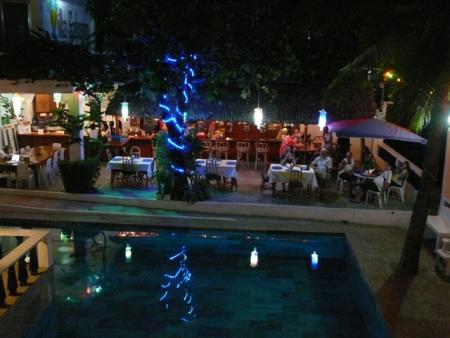 Hemingway´s Bistrot,Restaurant & Wolle´s Hard Rock Bar,Sabang,Philippinen