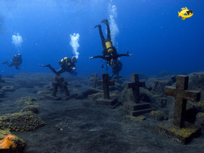 Die Kreuze von Malpiue - ein beliebter Spielplatz, Kreuze, La Palma, La Palma Diving Center, La Palma, Spanien, Kanarische Inseln