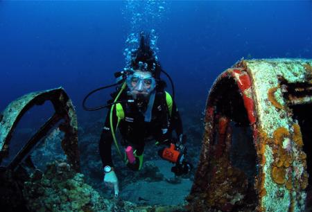 Jake Seaplane,Palau