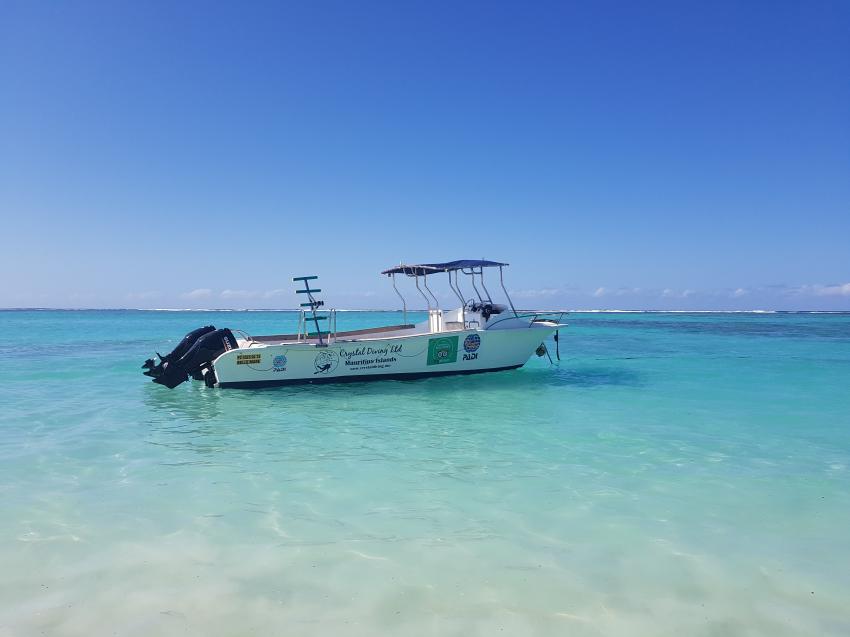 Maritim Crystals Diving Center, Boot, Maritim Crystals Diving Centre , Mauritius