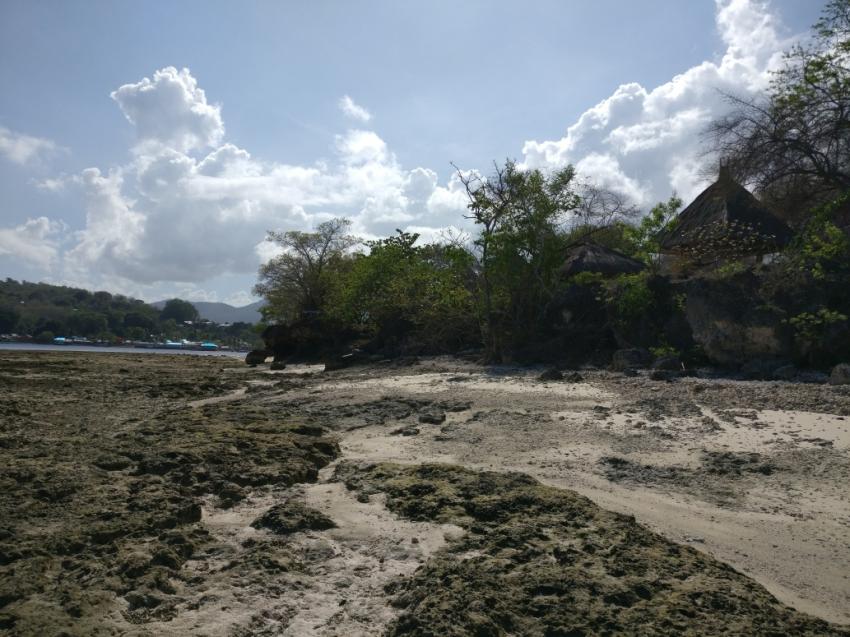 Strand bei Ebbe, La-petite-Kepa, Alor, Indonesien, Allgemein