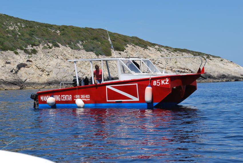 Insel Vis, Insel Vis,Kroatien,Boot von Manta Diving Komica