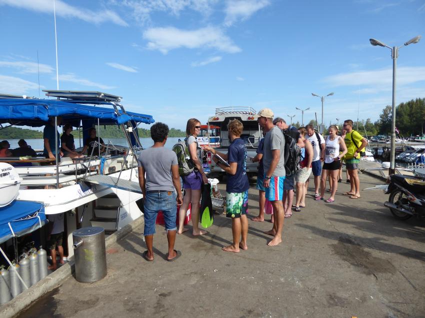 Check in zum Tagesausflug Similan Island, Sea Bees Diving, Khao Lak, Thailand, Andamanensee