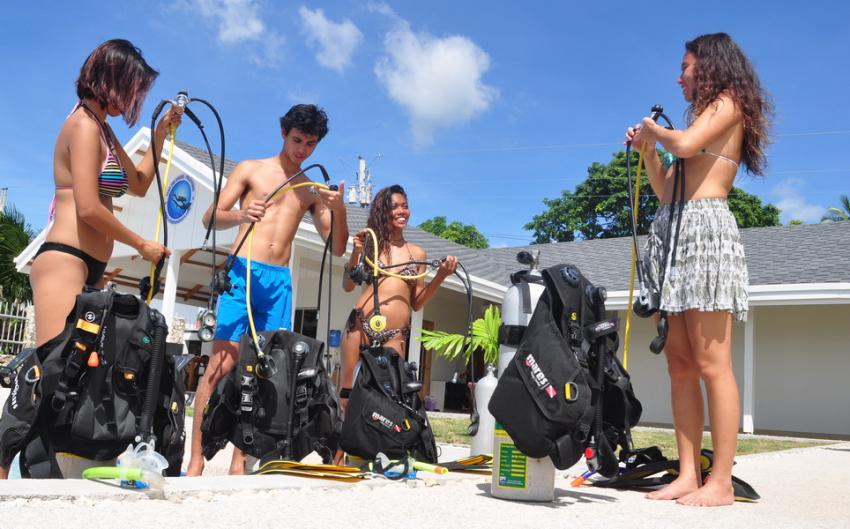 Cebu Fun Divers (ex Love´s Divecenter), Moalboal, Philippinen