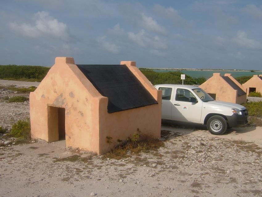 Bonaire, Bonaire,Niederländische Antillen,Strand,Hütten,Pick-up