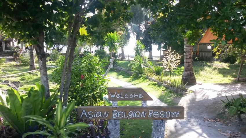Der Eingang zum Resort, Asian Belgian Resort, Moalboal, Philippinen