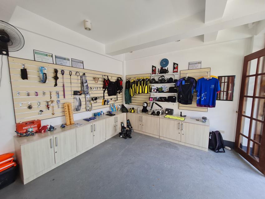 Shop, Dive Society @ Sea Dream Resorts, Dauin, Philippinen