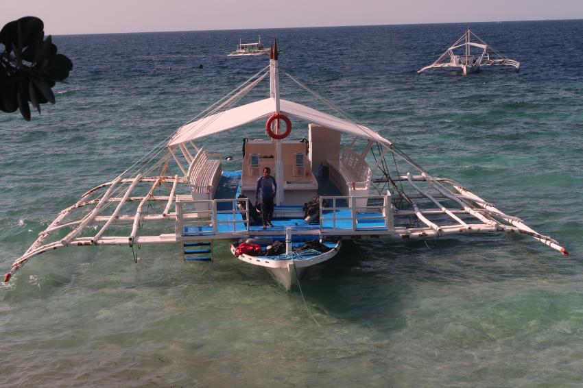 Das derzeitige Tauchboot, Quo Vadis Dive Resort, Moalboal/Cebu, Philippinen