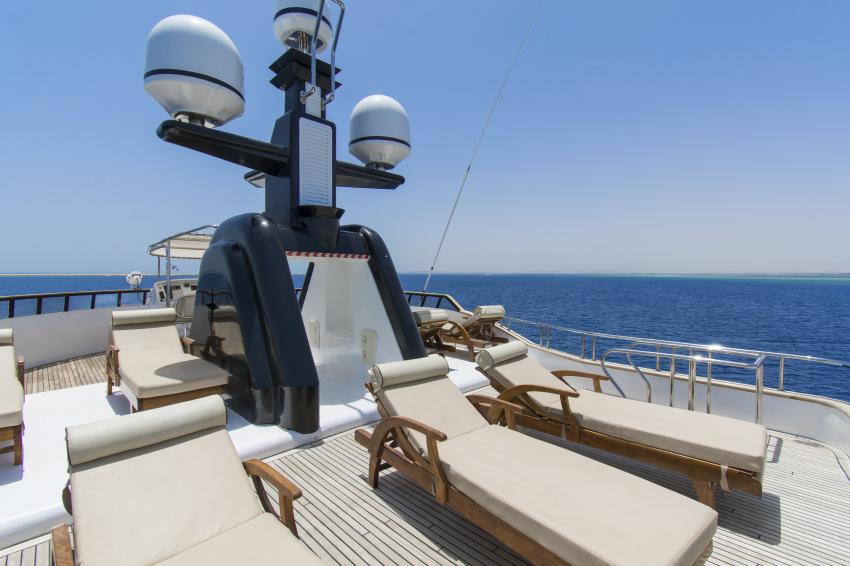 M/Y Golden Dolphin IV_Fly deck_2, #egypt #ägypten #redsea #rotesmeer #egyptredsea #ägyptenrotesmeer #liveaboard #tauchsafari #tauchboot #tauchschiff #tauchtour #goldendolphinsafari #tauchplatz #goldendolphiniv #goldendolphin4 #flydeck, M/Y Golden Dolphin IV, Ägypten, Hurghada