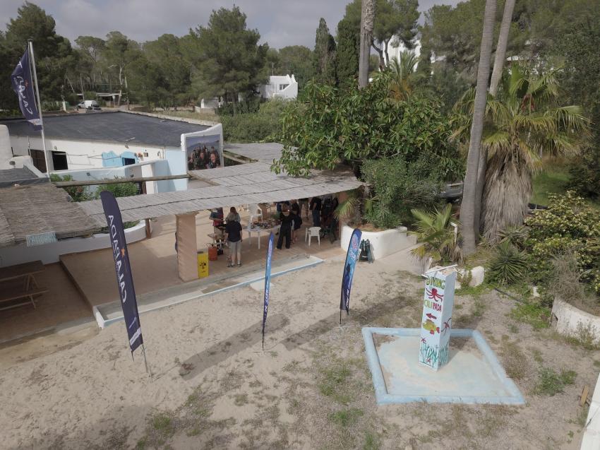 Die Basis am Starnd, Diving Center, Cala Pada, Ibiza, Spanien, Balearen