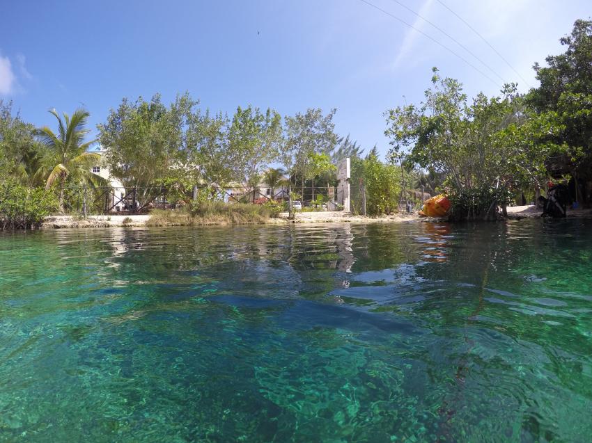Casa Cenote - so unscheinbar , Planet Scuba Mexico, Mexiko