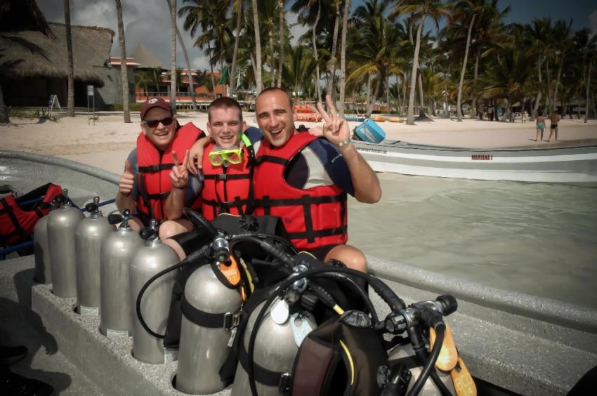 Tauchausfahrt mit Speedboot, Punta Cana Tauchausfahrt ans Riff, Mariana Caribbean Sport, Bavaro/Punta Cana, Dominikanische Republik