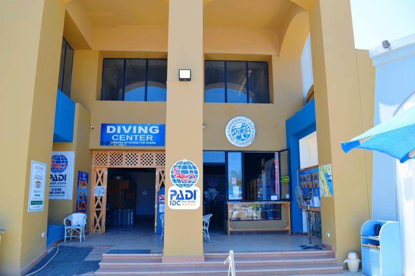 Diving Center - Eingang, Wonderful Dive Port Ghalib, Ägypten, El Quseir bis Port Ghalib