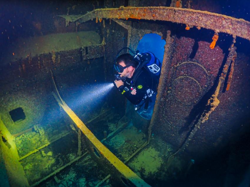 Um El Faroud, Utina Diving, Xlendi Bay, Gozo, Malta, Gozo