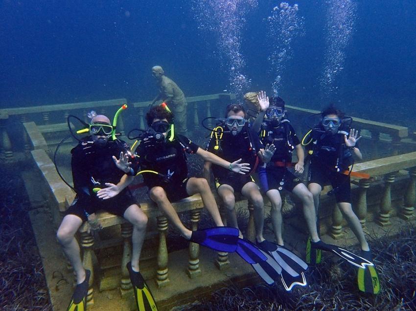 Scuba Erfahrung Unterwasser Museum, Side Azura Dive Center, Side-Sorgun, Türkei