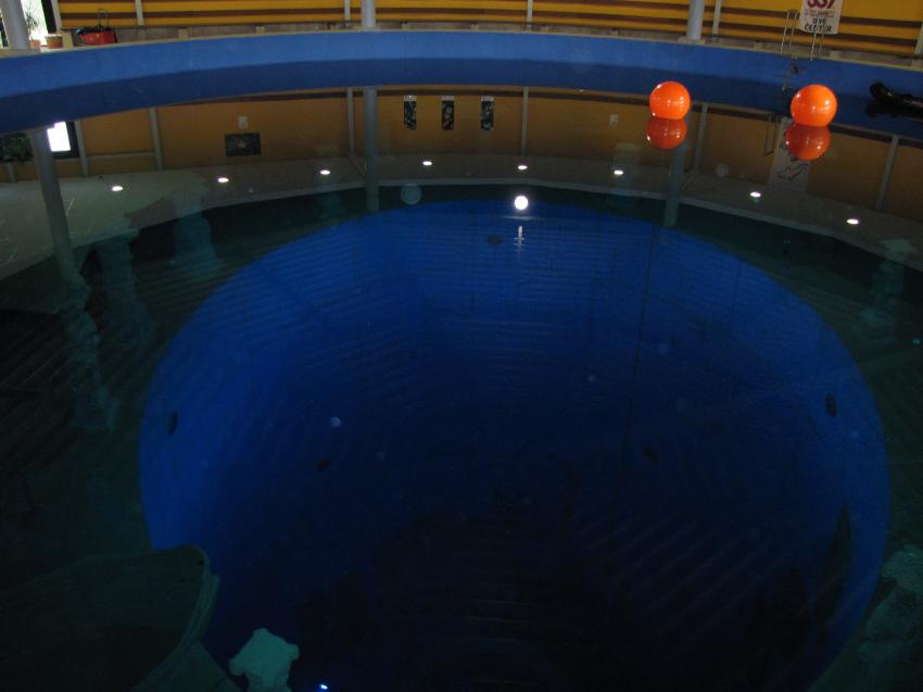 Überwasser, Dive4life Indoor-Tauchcenter,Siegburg,Nordrhein-Westfalen,Deutschland