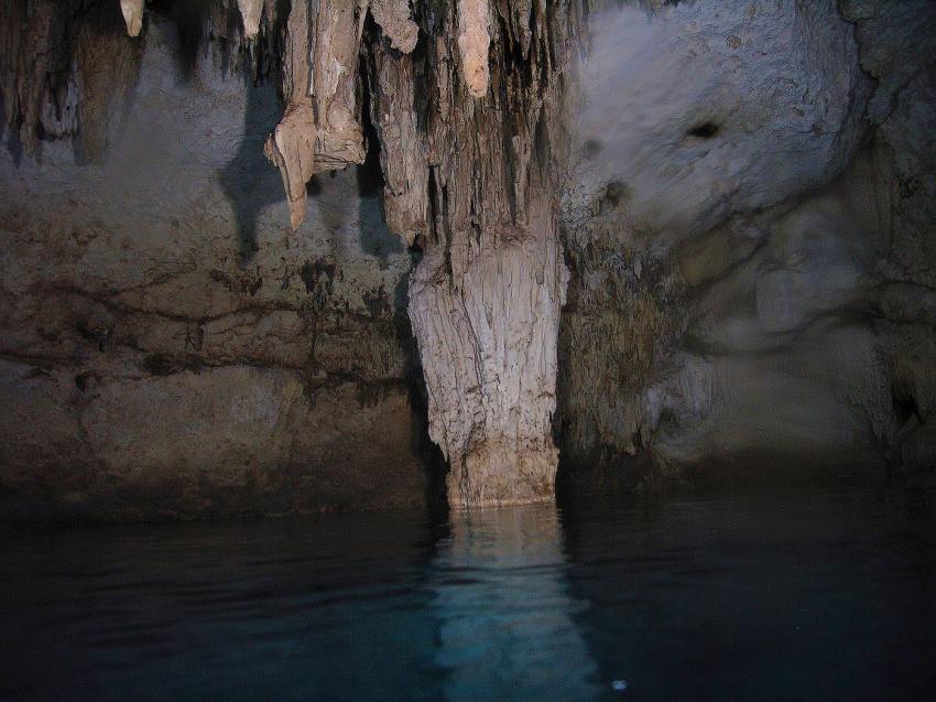 Cenote Bat-Cave (DosOjos), Cenote Dos Ojos (Bat-Cave),Mexiko,Cenote Bat-Cave (DosOjos),Höhlen tauchen