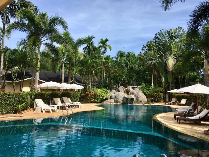 großzügige Poollandschaft, Palm Garden Resort, Phuket, Thailand