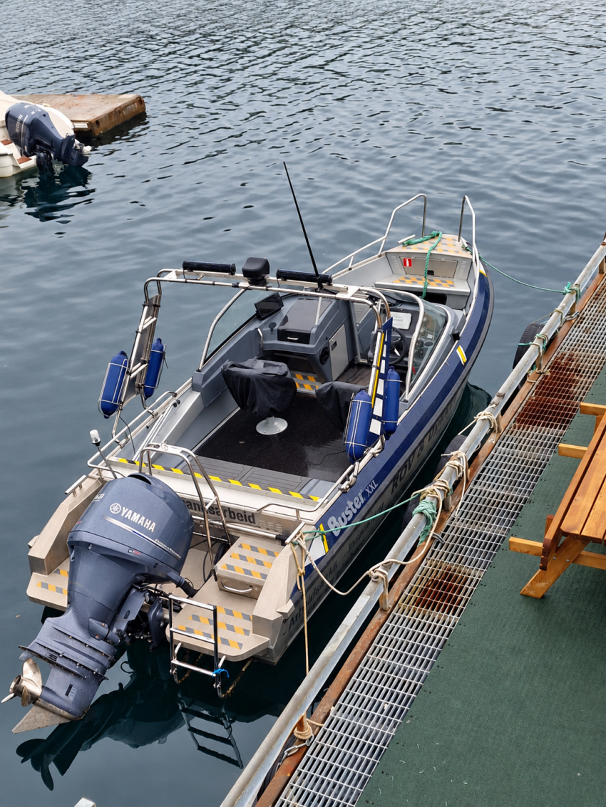 Buster XXL an der Basis – Nutzung nach Vereinbarung, Dive & Stay Norway, Lyngdal, Rosfjord, Tauchurlaub Norwegen, Dive & Stay Norway – Lyngdal Dykkesenter, Norwegen