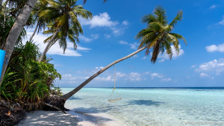 Strand, Omadhoo, Ari Atoll Divers, Malediven