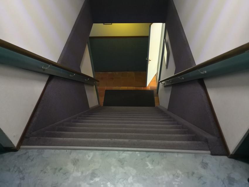 Treppe zu den Duschen , Dive-Inn de Kabbelaar, Scharendijke, Niederlande