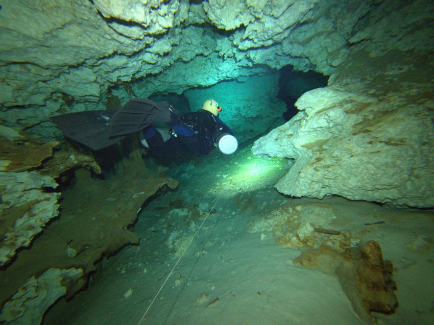 Diving Caves, Playa del Carmen, Mexiko