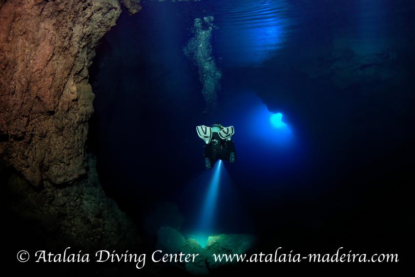 Atalaia Höhle / Gruta da Atalaia, Atalaia, Atalaia Diving Center, Madeira, tauchen, Portugal, Atalaia Höhle / Gruta da Atalaia