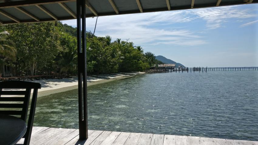 Ausblick Restaurant, Yenkoranu Homestay+Diving, Indonesien, Allgemein