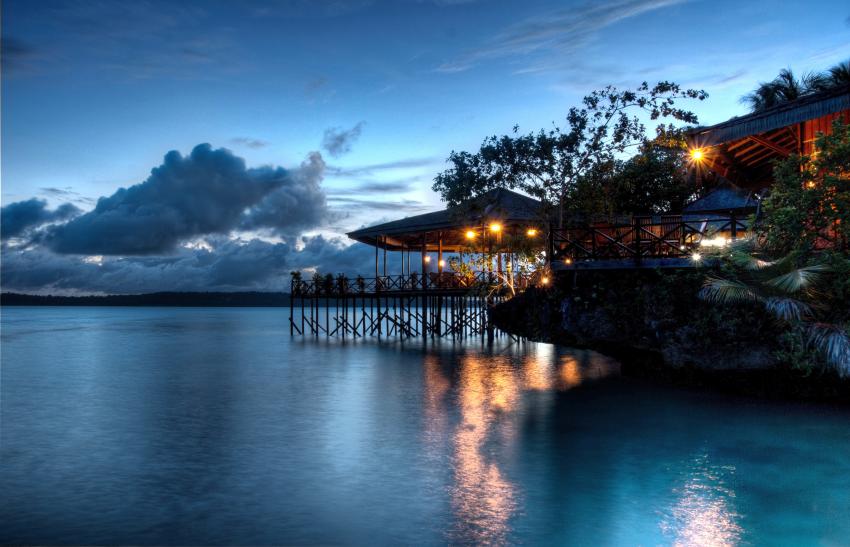 Nabucco Island Resort, Extra Divers, Indonesien, Allgemein
