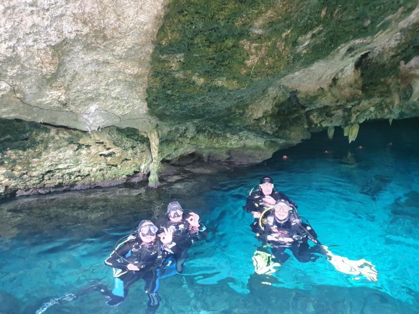 Team No.1, Cenote, Cavern, Diving, diving.DE Cenotes (Cenote-Diving.Com), Mexiko