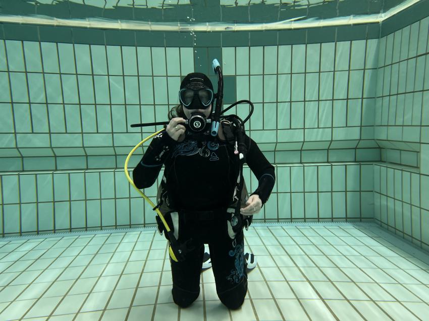 VIP Schwimmbad-Ausbildung, Schwimmbad, DiveBeach Tauchschule, Deutschland, Niedersachsen