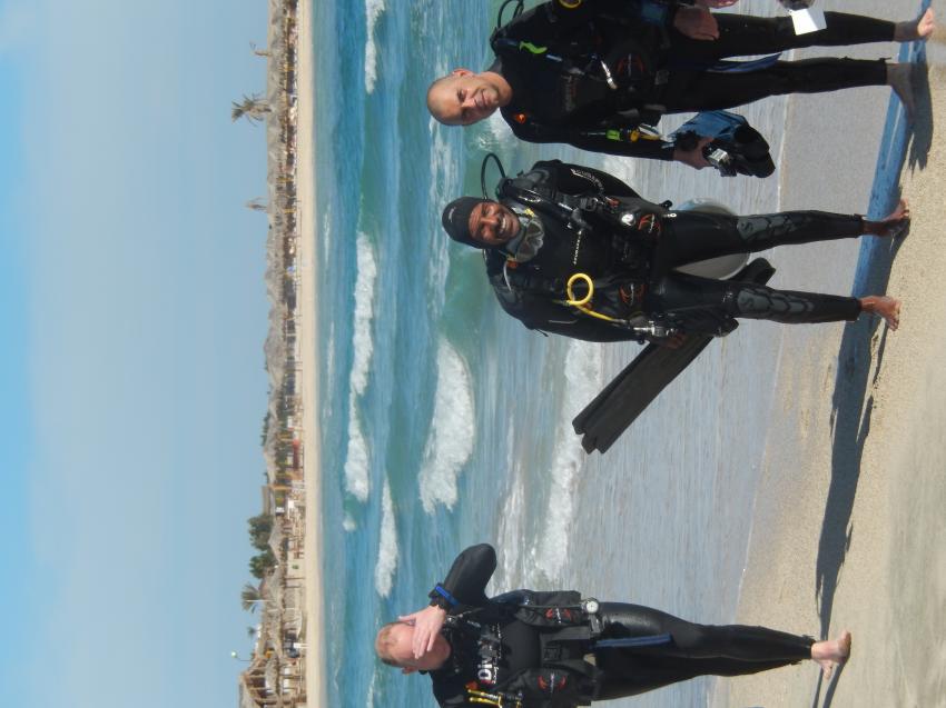 Simone und ich mit Zidan, unserem Guide, iDive Divingcenter, Fantazia Marsa Alam, Ägypten, Marsa Alam und südlich