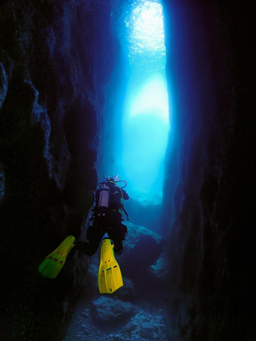 Inland Sea, Utina Diving, Xlendi Bay, Gozo, Malta, Gozo