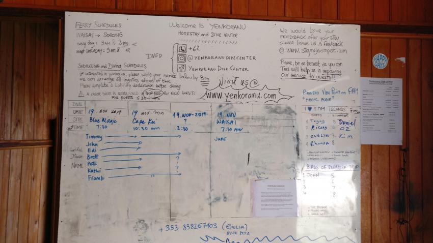 Info Board, Yenkoranu Homestay+Diving, Indonesien, Allgemein