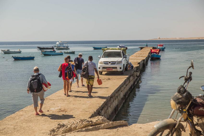 Der Weg vom Hafen zum Zodiac, diving.DE Flamenco, Ägypten, El Quseir bis Port Ghalib