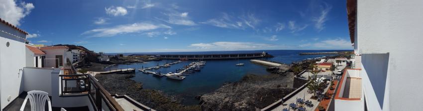 Aussicht auf den Hafen von La Restinga mit dem Boot der Extra Divers, La Restinga, Boot Extra Divers, Extra Divers, El Hierro, Extra Divers El Hierro, Spanien, Kanarische Inseln