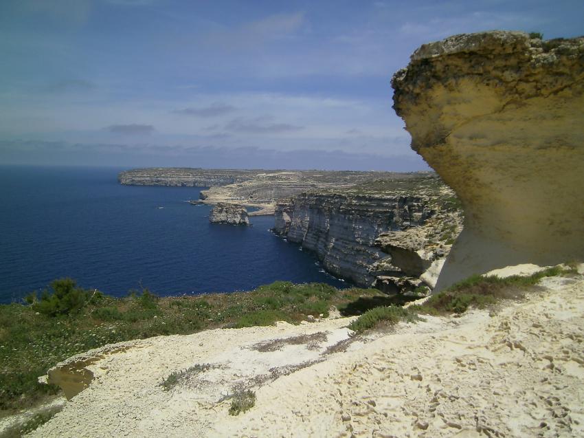 Aussicht auf das Blue Hohle & nicht mehr vorhandene Azzure Window, Extra Divers - Gozo , Malta, Gozo