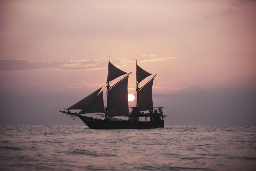 Al Isra Komodo Liveboard Cruise, Al Isra Piratenschiff, Indonesien