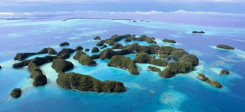 Rock Islands vom Kleinflugzeug aus, Carp Island Resort, Palau